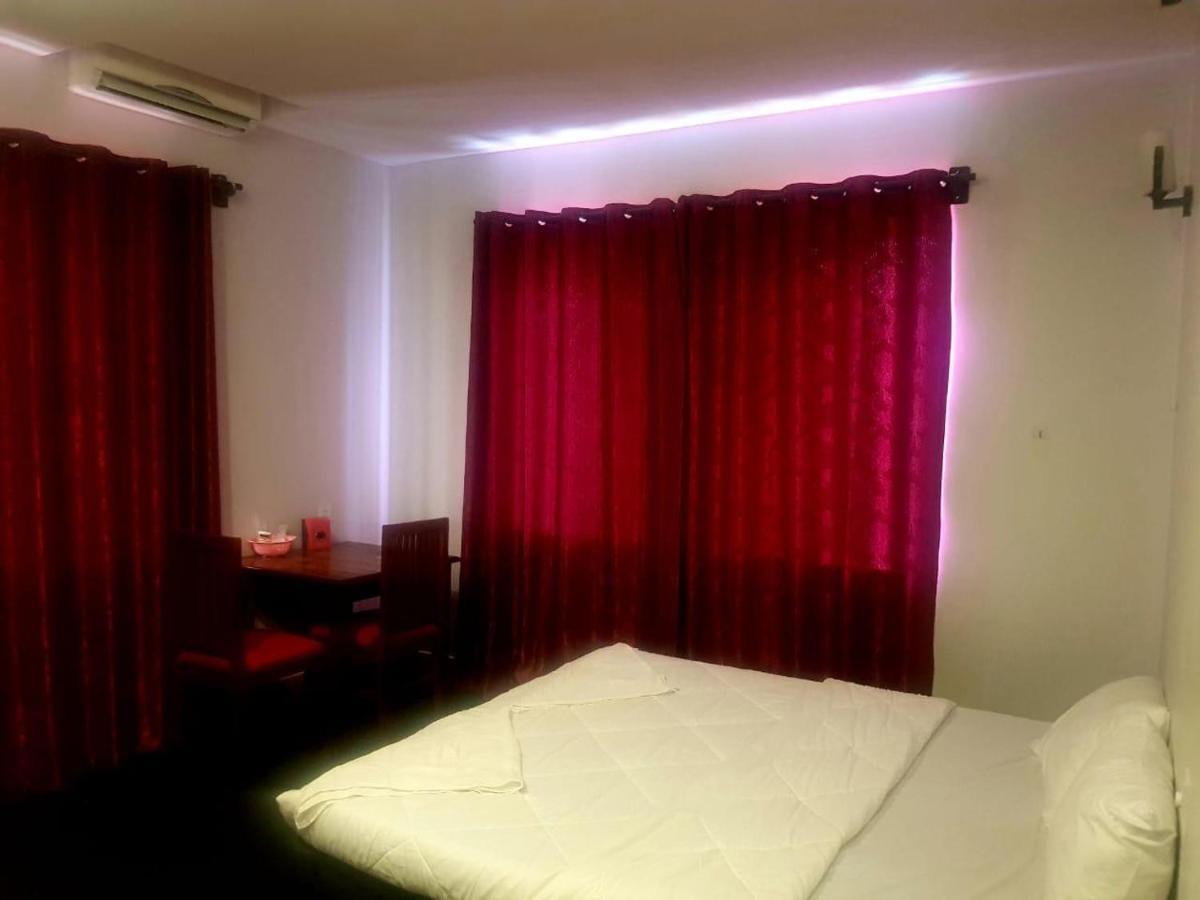 סיאם ריפ Violet Villa And Restro מראה חיצוני תמונה
